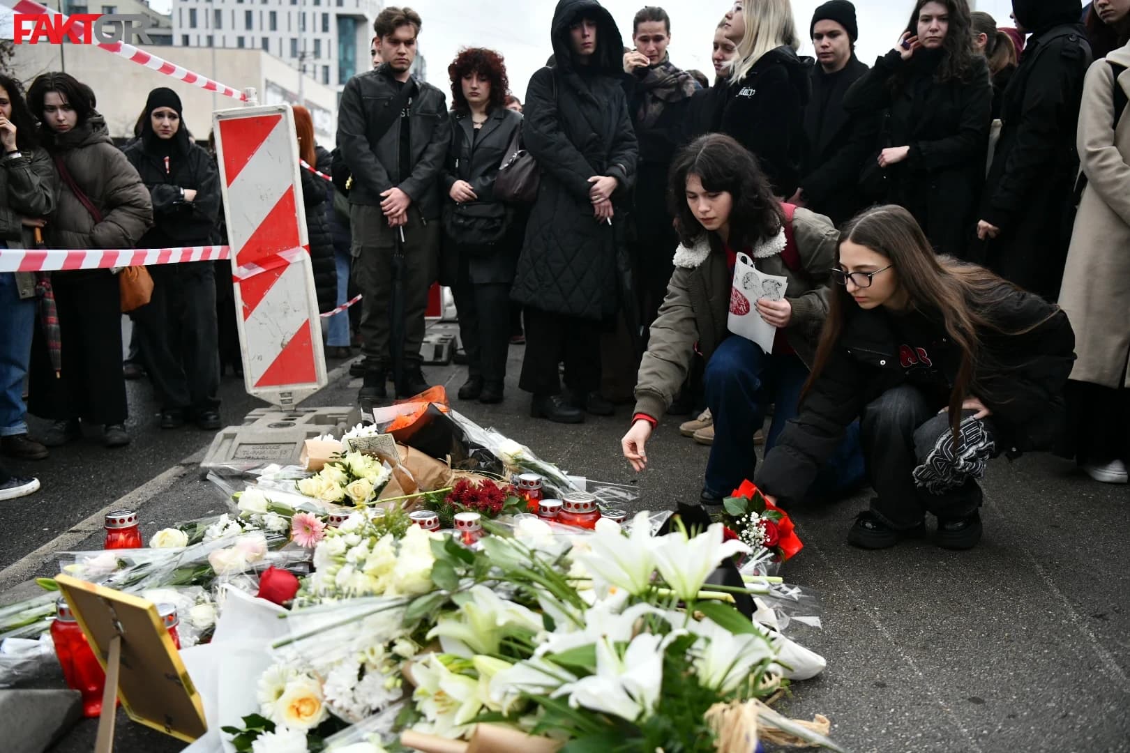 Stotine mladih na protestu zbog tragične tramvajske nesreće: Ne osjećamo se sigurno, ova vlast nas ne štiti