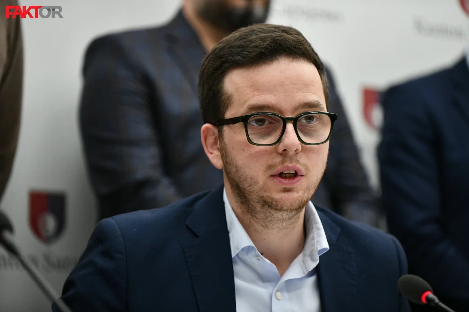 Premijer KS Nihad Uk podnio ostavku