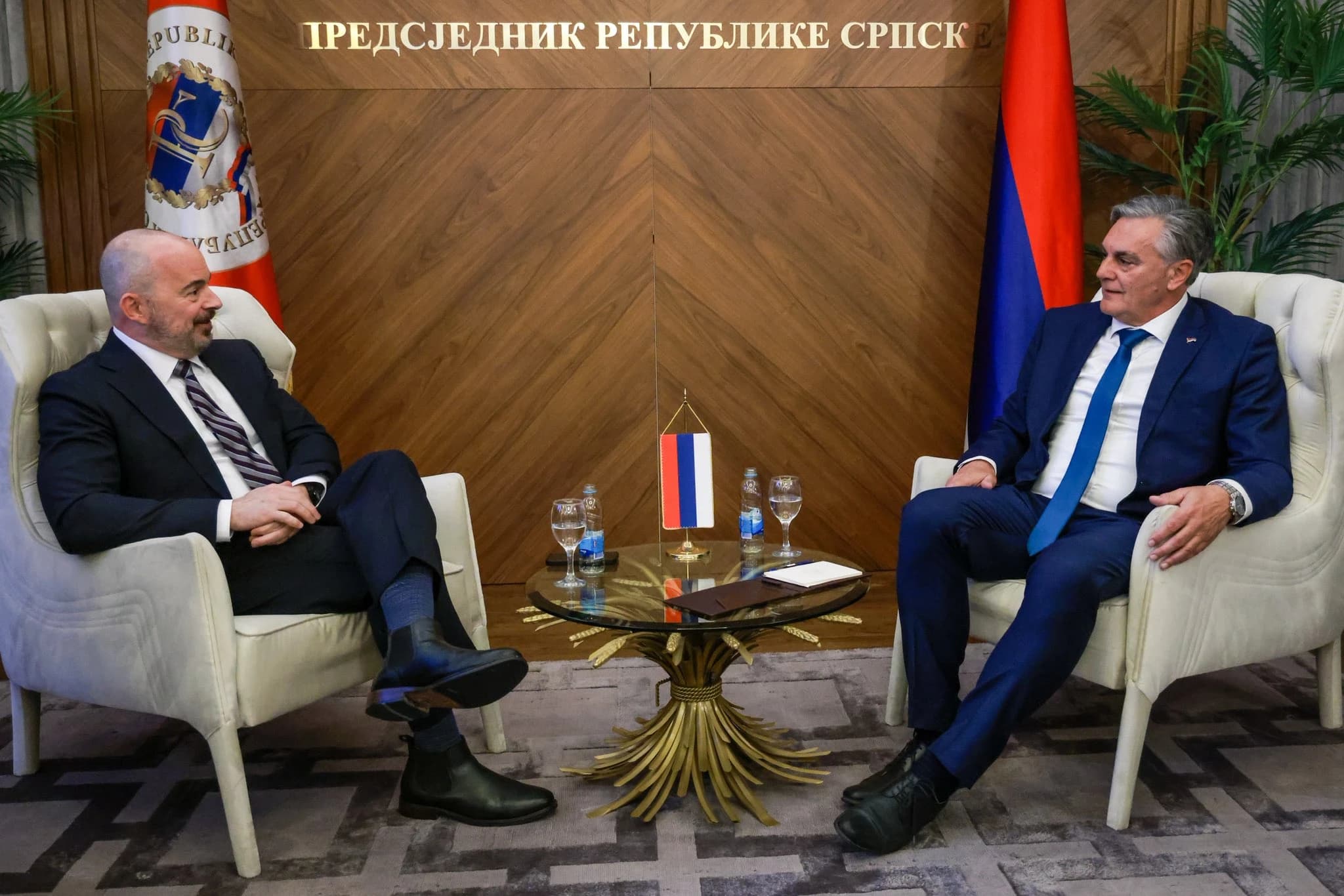 Otpravnik poslova Ambasade SAD-a Ginkel čestitao Karanu na izbornoj pobjedi