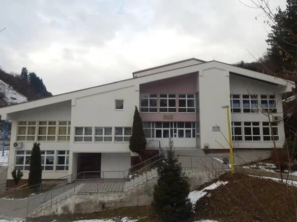 Učenik u Srebrenici napravio spisak drugova koje je htio ubiti, među njima dvije djevojčice i četiri dječaka