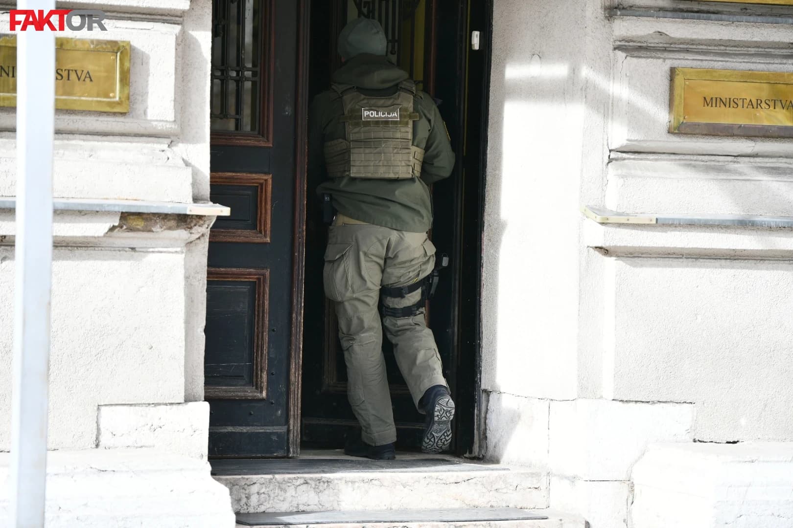 Policija u Ministarstvu saobraćaja