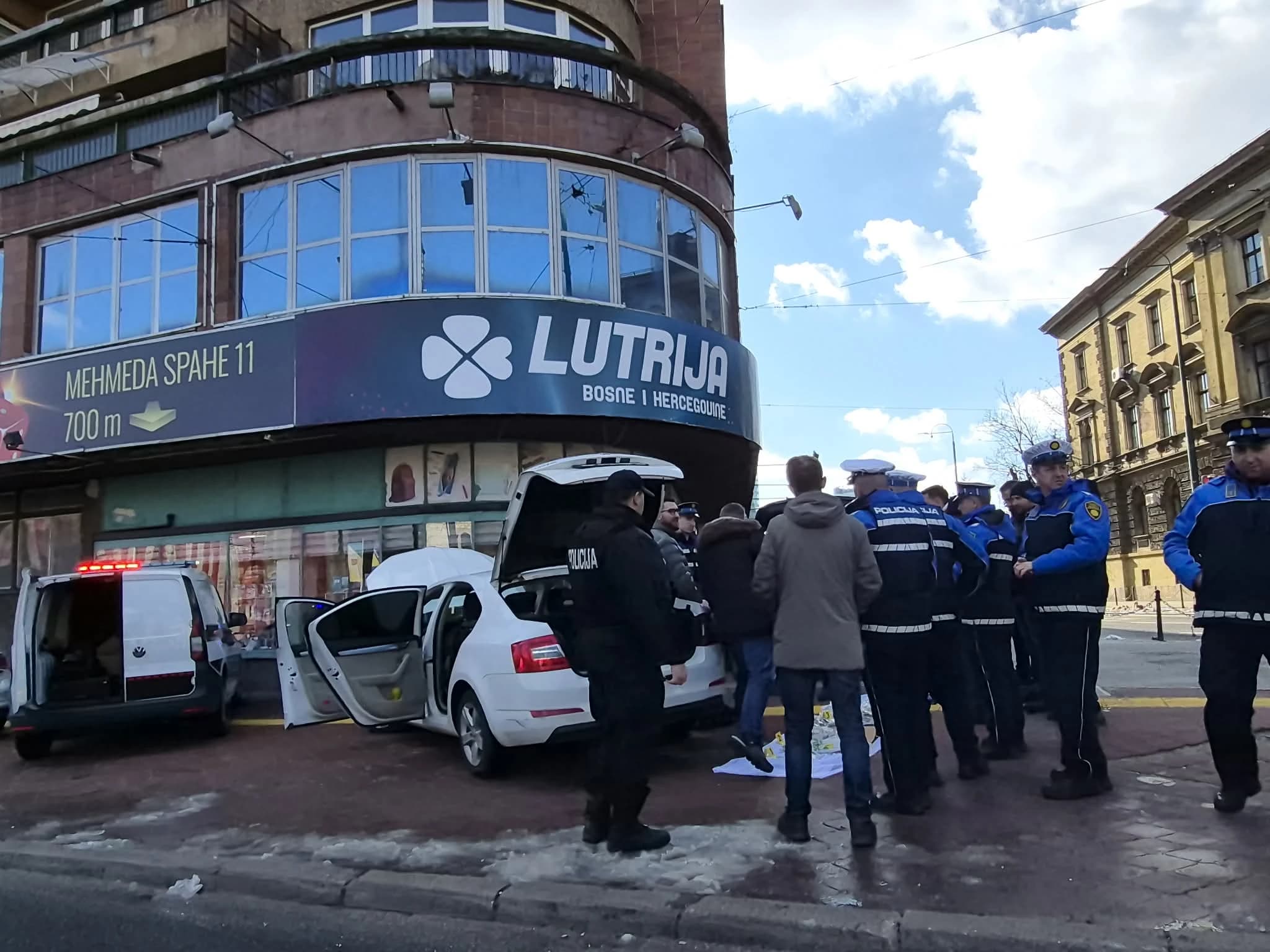 Ima i "ludih gljiva", LSD-a, MDMA: Pogledajte šta je sve policija našla kod vozača škode koji je "uletio" na proteste