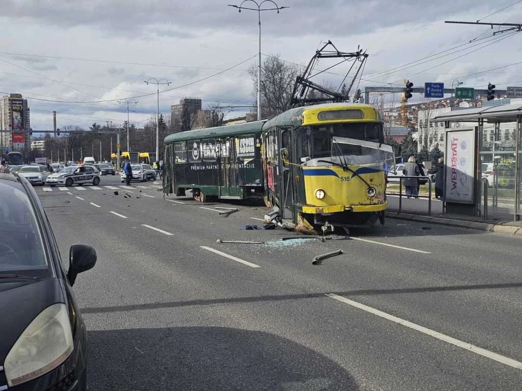 Zdravstveno stanje djevojke povrijeđene u tramvajskoj nesreći je stabilno