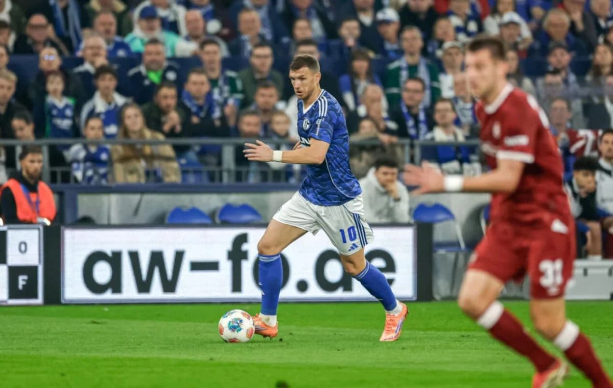 Džeko je uprkos povredi igrao do 88. minute