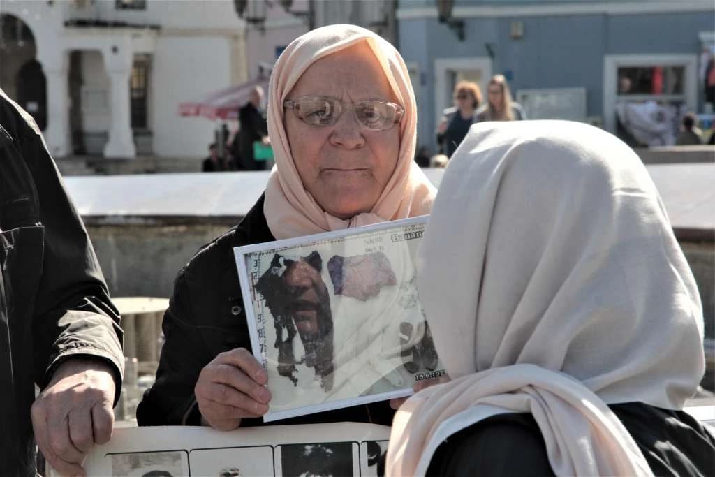 Još nisu otkrivene sve grobnice, poručile su majke