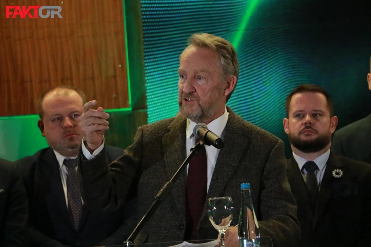Predsjednik SDA Bakir Izetbegović