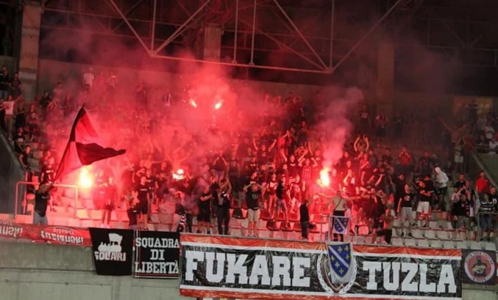 Fukare prozvale predsjednika Slobode