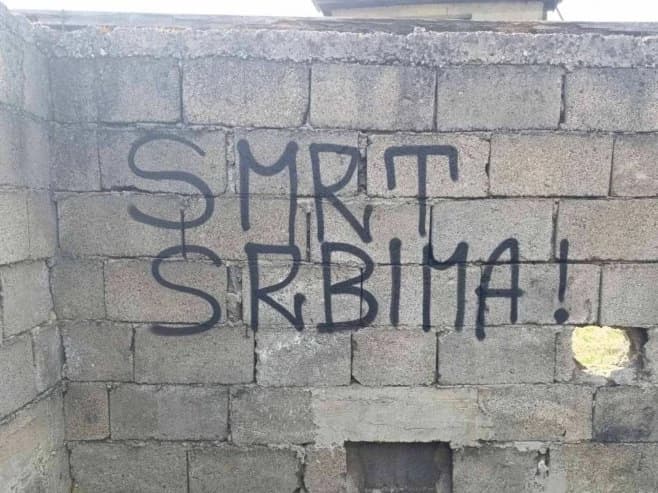 Ministarstvo odbrane BiH: Uvredljivi grafiti ispisani izvan kruga kasarne "Zaim Imamović" u Pazariću