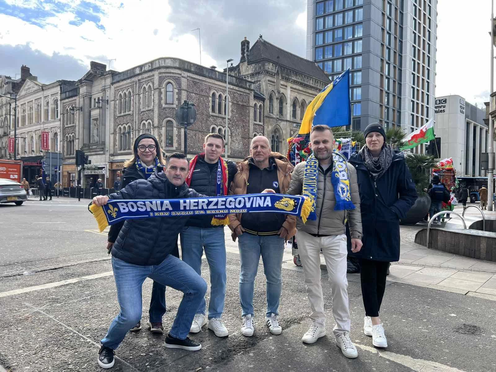 Plavo-žuta groznica trese Cardiff: Navijači BiH već na ulicama