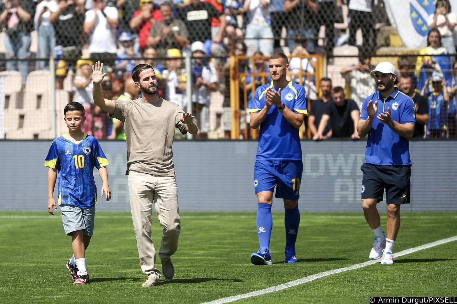 Miralem Pjanić "isprepadao" Italijane Bilinim poljem pa poručio: Pripazite se njih dvojice
