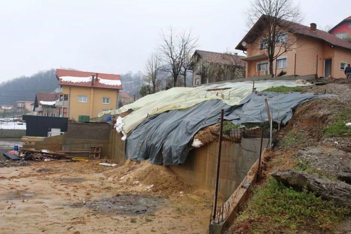 U Kalesiji aktivirana nova klizišta, najkritičnije u naselju Tojšići
