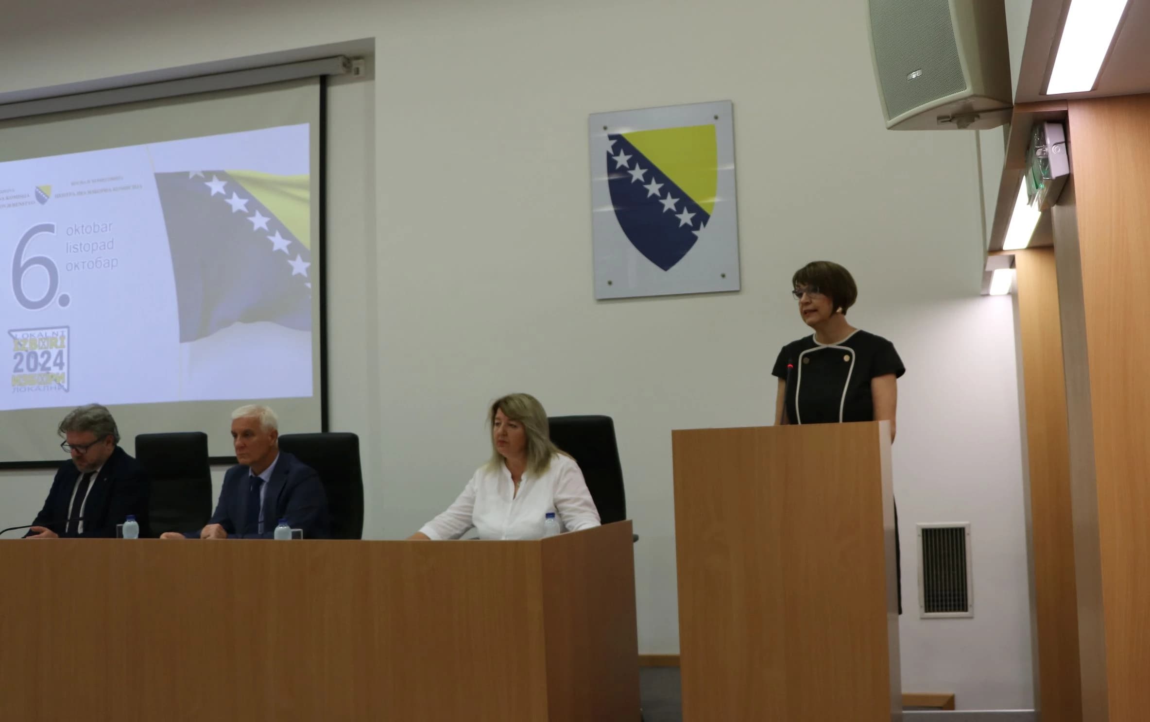 Četiri kandidatkinje za člana CIK-a, na jednu je SNSD ponosan: Ovo su njihove biografije