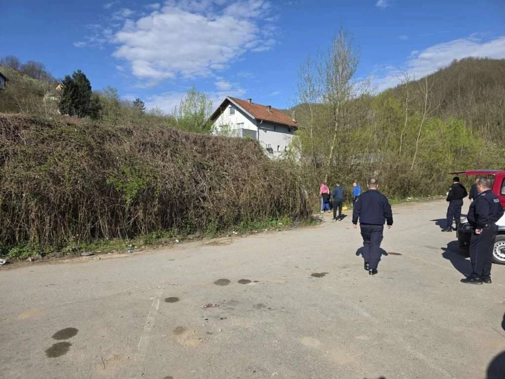 Osuđenici iz KPZ-a Sarajevo danas čistili kod industrijske zone Pobjeda