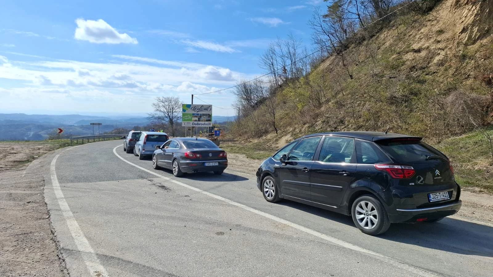 Banj Brdo otvoreno za automobile