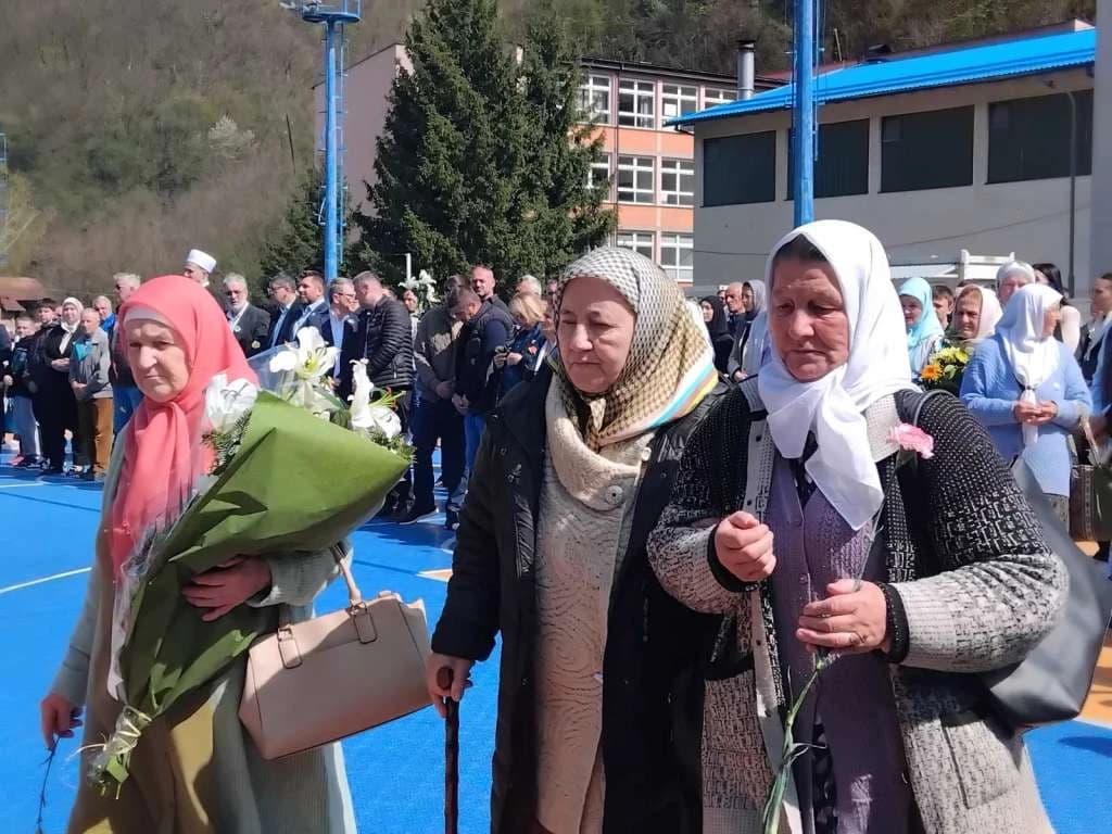 Prije 33 godine pred očima UNPROFOR-a vojska RS-a je u Srebrenici ubila 74 i ranila više od 100 bošnjačke djece i civila
