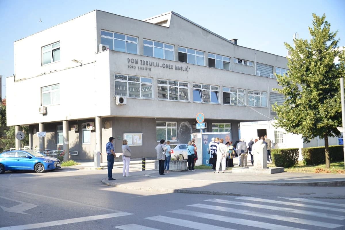 Sutra će biti otežan rad Stomatološke i Laboratorijske službe u domovima zdravlja u KS