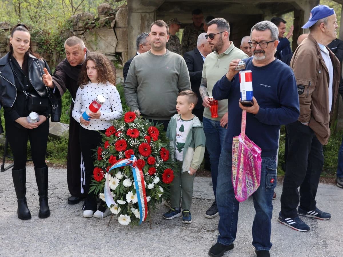 U Trusini obilježena 33. godišnjica ubistva 15 hrvatskih civila i sedam pripadnika HVO-a
