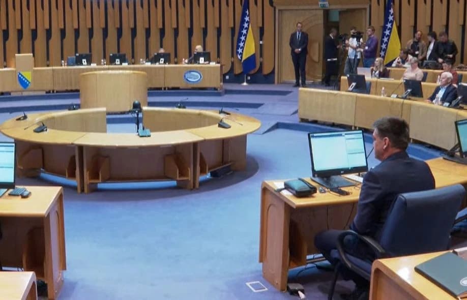 Ništa od pomoći države građanima, HDZ i SNSD blokirali još jednu u nizu sjednica Doma naroda BiH