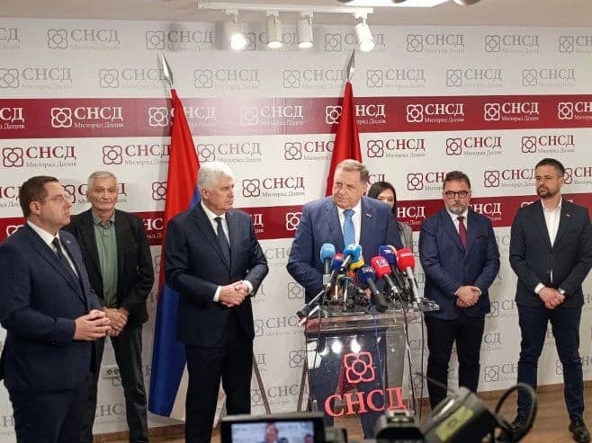 Dodik nakon sastanka s Čovićem: Bit ćemo partneri i nakon izbora, državna imovina ne postoji; o čemu su još razgovarali