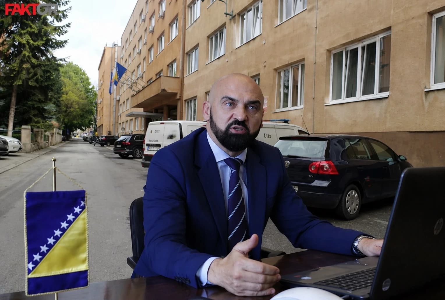 Rami Isaku oduzeti mobitel i računar, pregledani i računari savjetnika: MUP KS po naredbi POSKOK-a pretresa FMUP