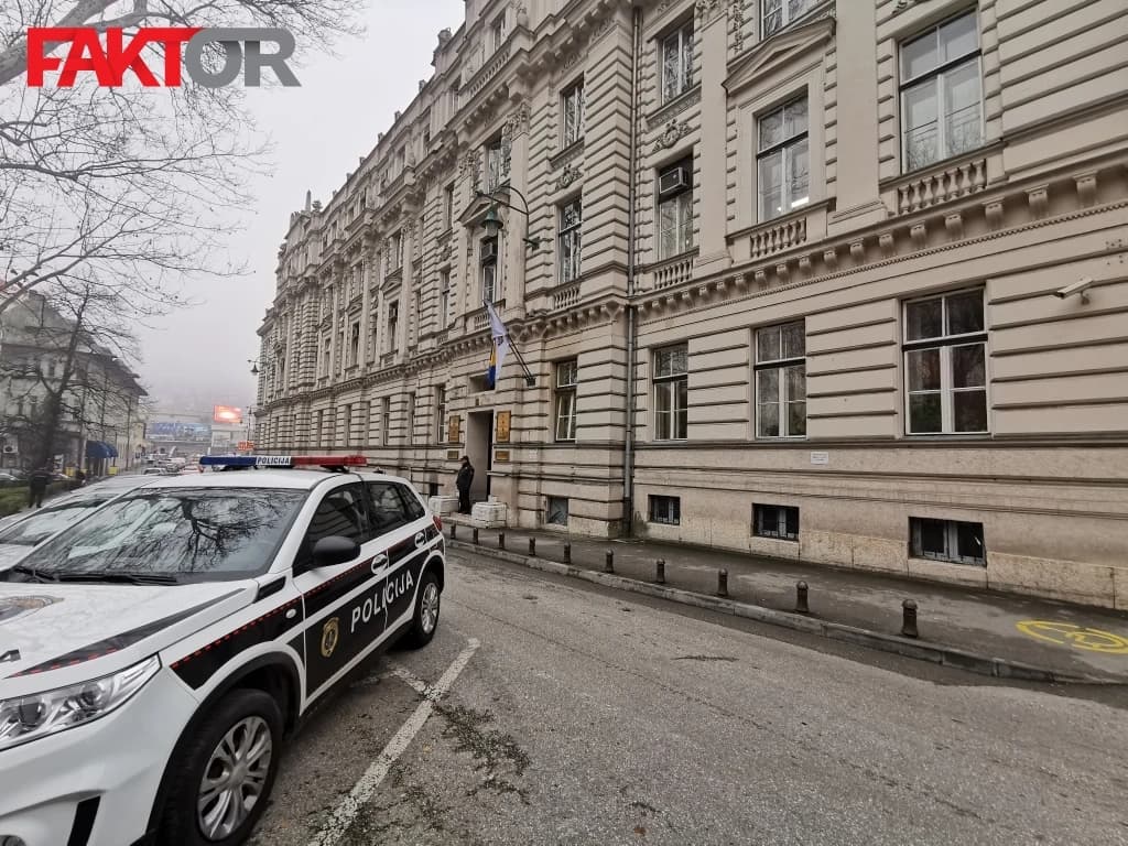 Stručnjak za sigurnost Safet Mušić: Lažne dojave o bombama nisu dječija igra, posljedice su stvarne i skupe