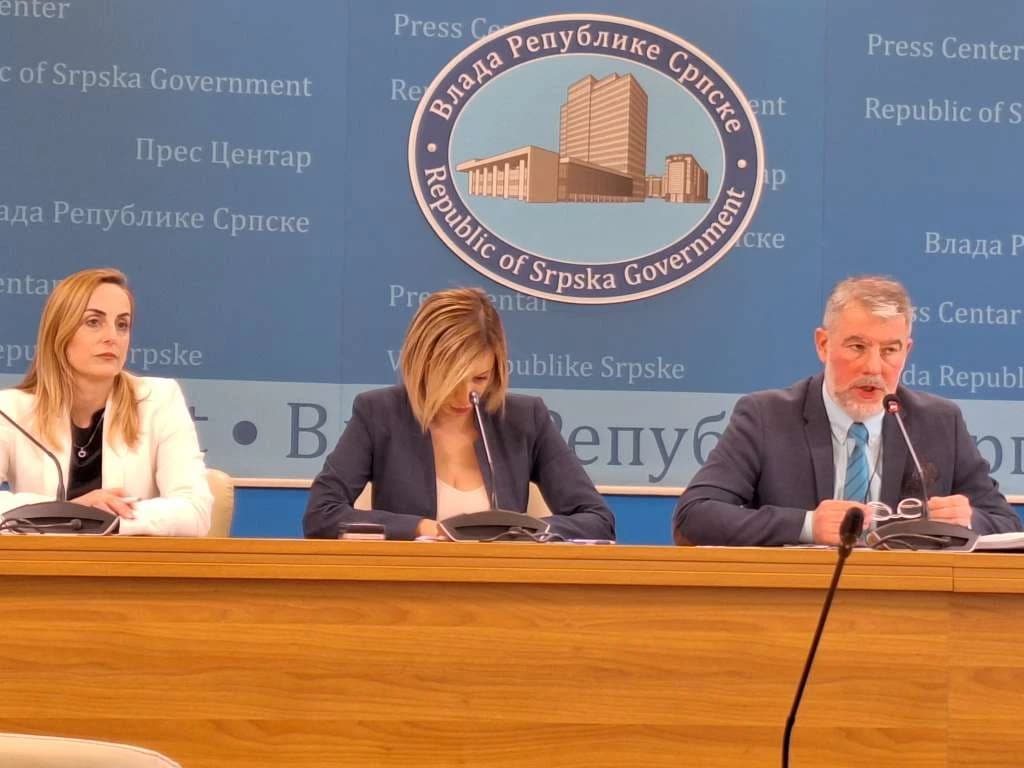 Vlada RS-a zakonski predložila duže bolovanje za roditelje
