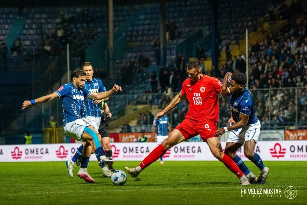 Spahić je lako dobijao duele protiv Željezničara