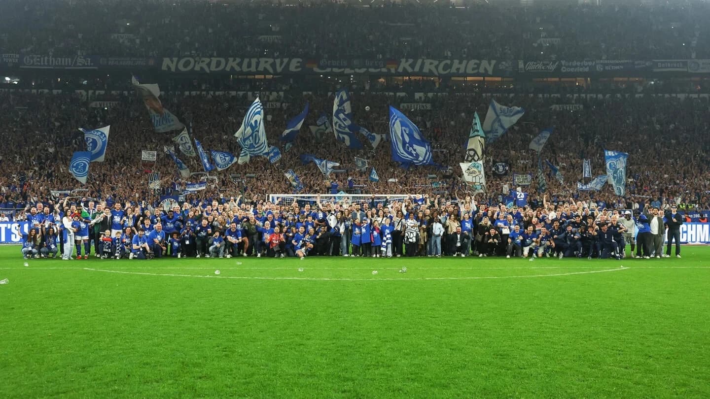 Plavi val euforije: Schalke se vratio u Bundesligu uz nevjerovatne brojke članstva