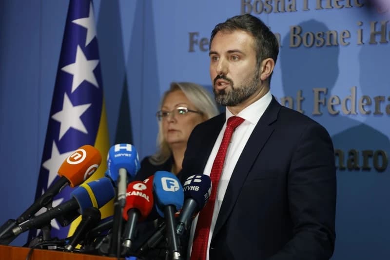 Nakon disciplinovanja Islamske zajednice, Igor Stojanović sada izdaje "certifikate o patriotizmu"
