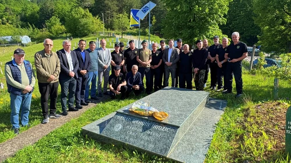 Obilježena godišnjica pogibije heroja Mehdina Hodžića - Crnog labuda