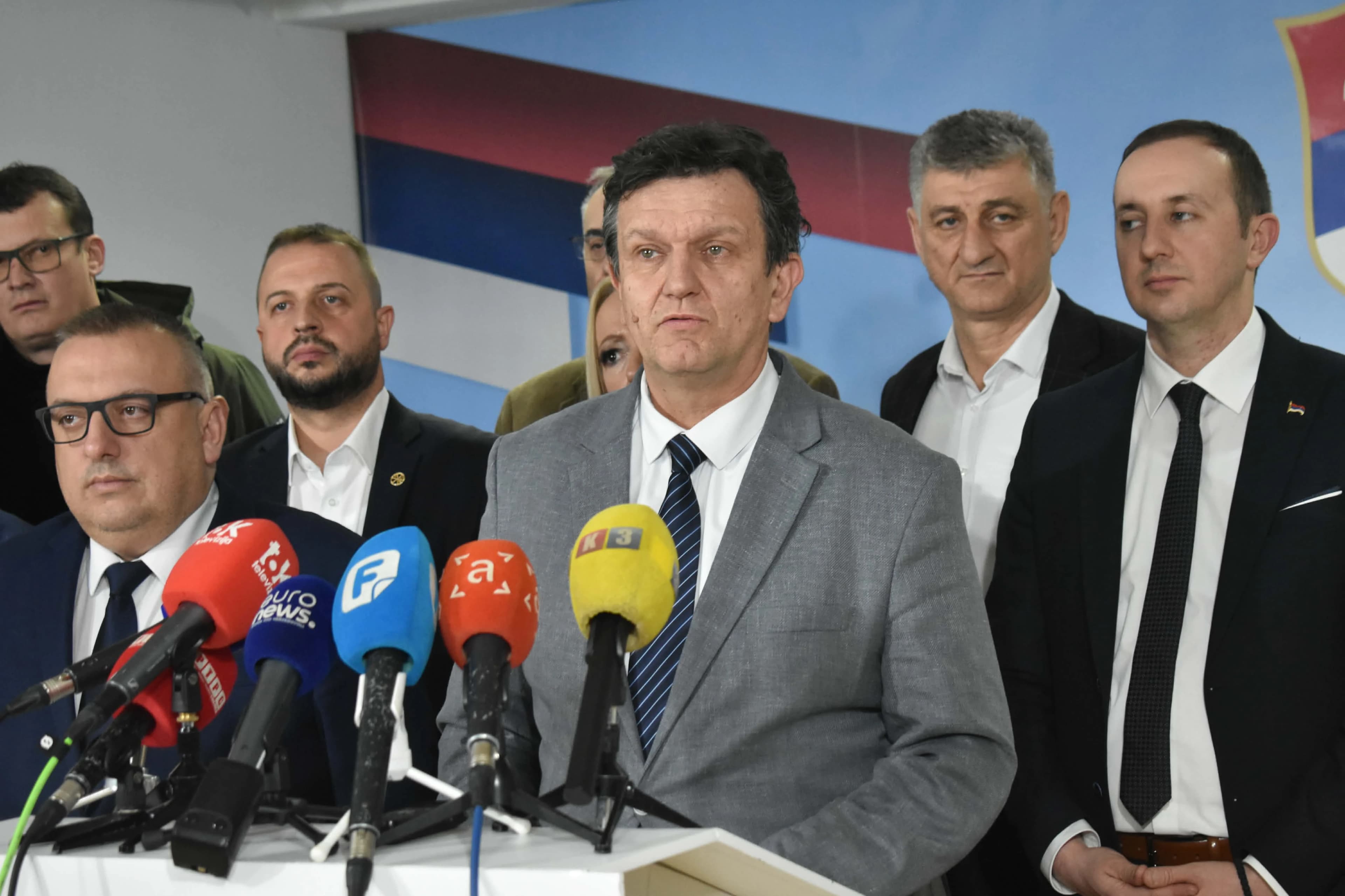 Hoće li Blanuša prepustiti kandidaturu nekome drugom; Nešković: Sinoć se nešto dogodilo...