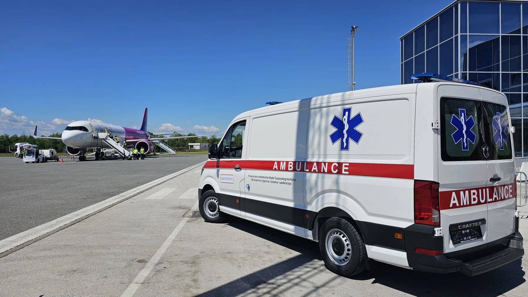 Novo sanitetsko vozilo na aerodromu