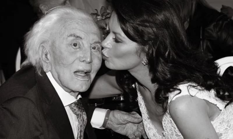 Catherine Zeta-Jones i Kirk