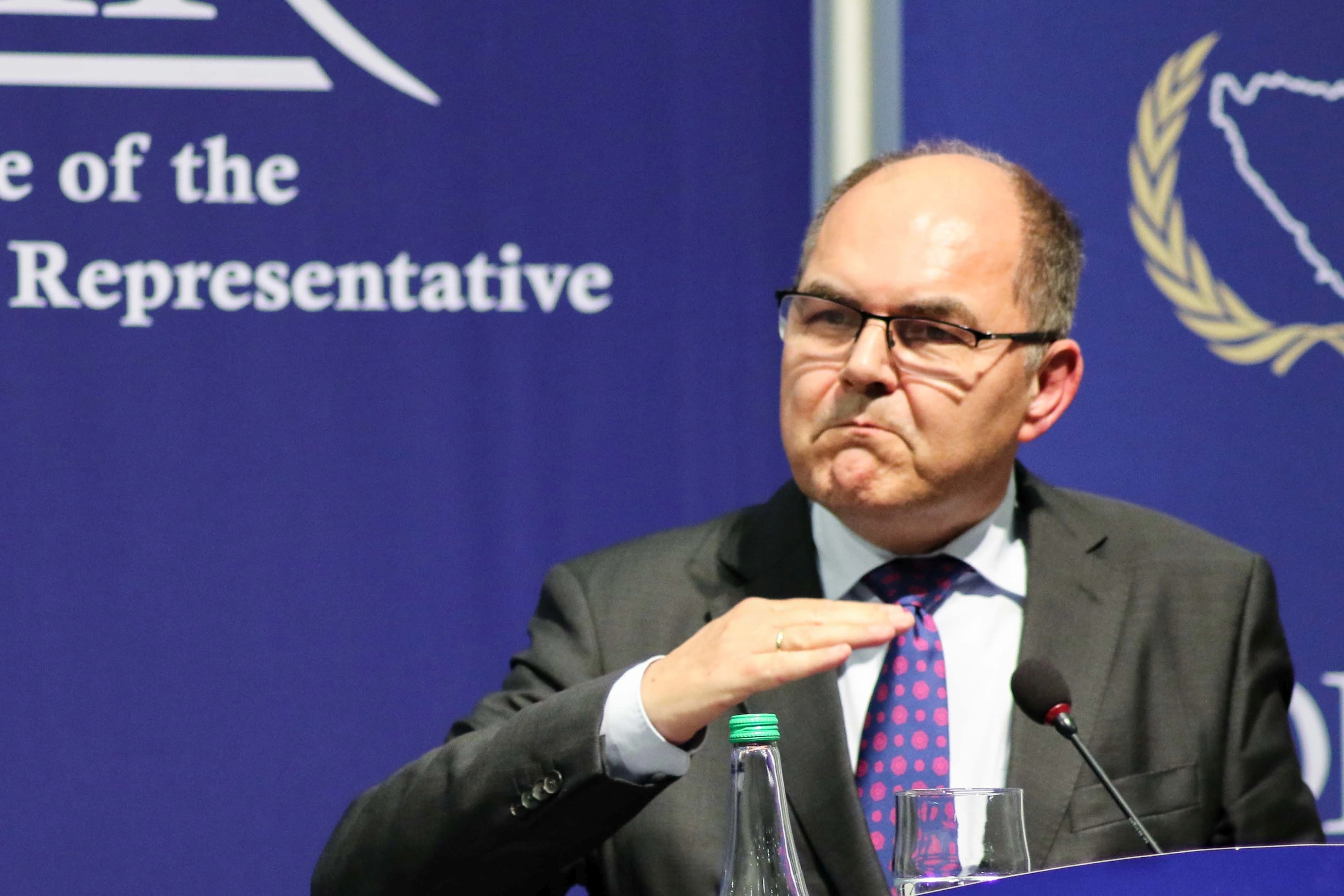 Christian Schmidt otkrio zašto odlazi i ko stoji iza pritisaka!