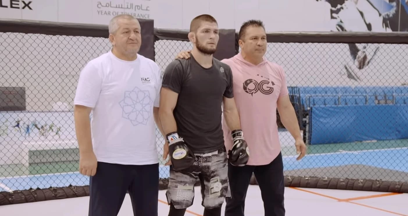 Khabib se povukao nakon što mu je preminuo otac