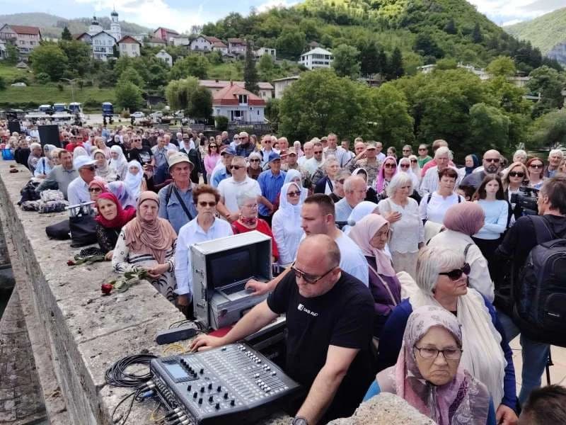 Obilježena 34. godišnjica lzočina u Višegradu