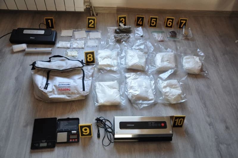 Policija u Tešnju oduzela 7,3 kg droge i uhapsila osumnjičenog