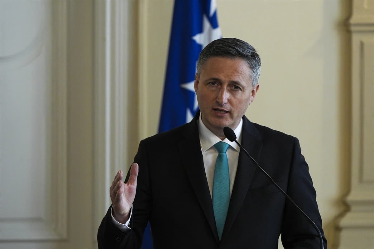 Denis Bećirović