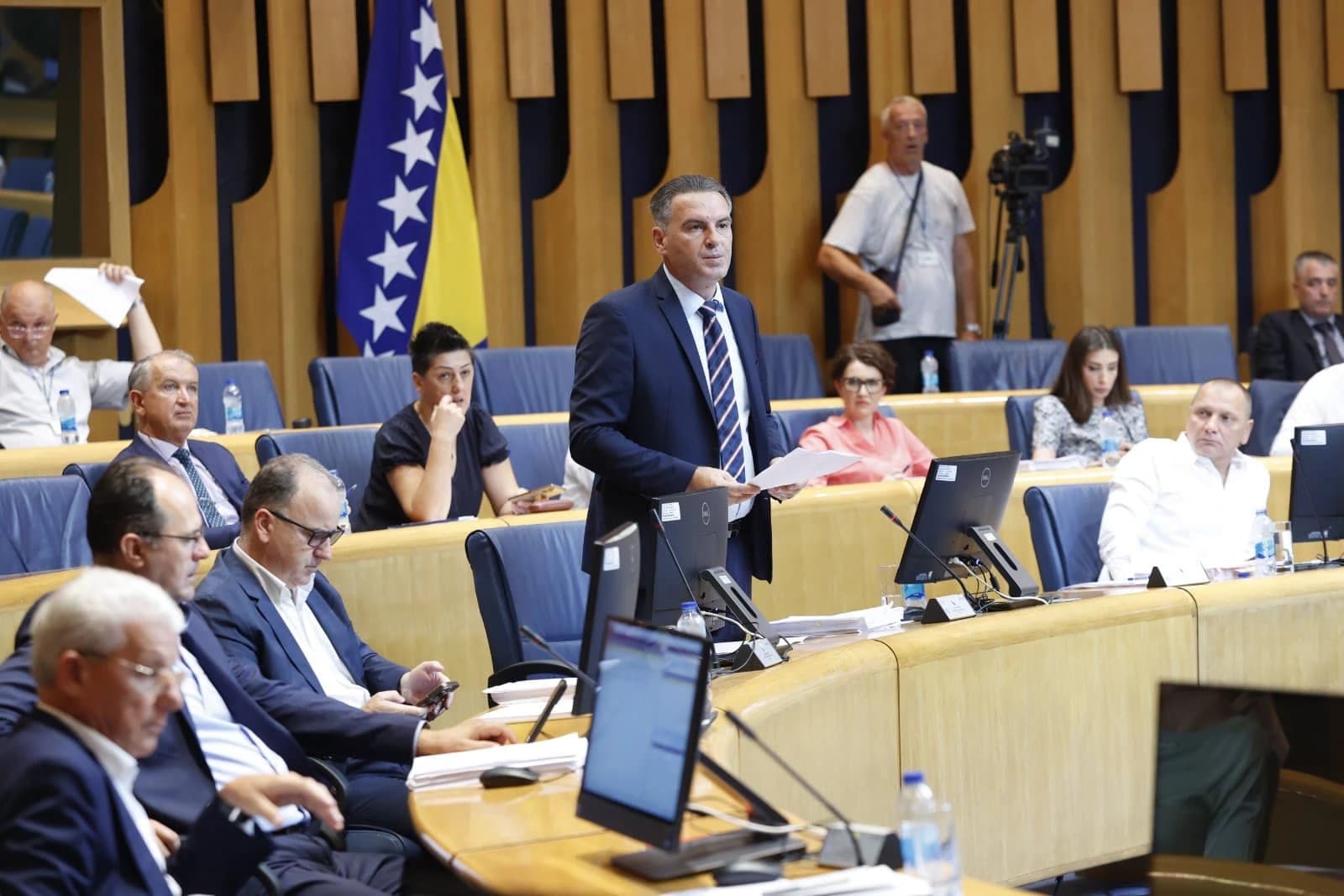 Okršaj u Domu naroda BiH zbog Čovićevog zeta i Fortine šefice kabineta: Forti bi bilo bolje da se više ne pojavljuje