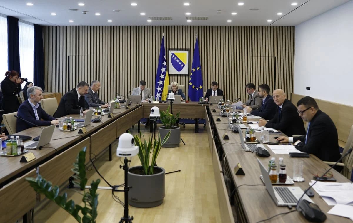 Turisti, investitori i dalje ne mogu u BiH, vlast još bez rješenja za izdavanje viza