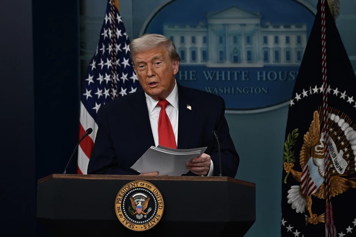 Ko stvarno daje 300 milijardi dolara Iranu i šta Trump pokušava sakriti od Amerikanaca?