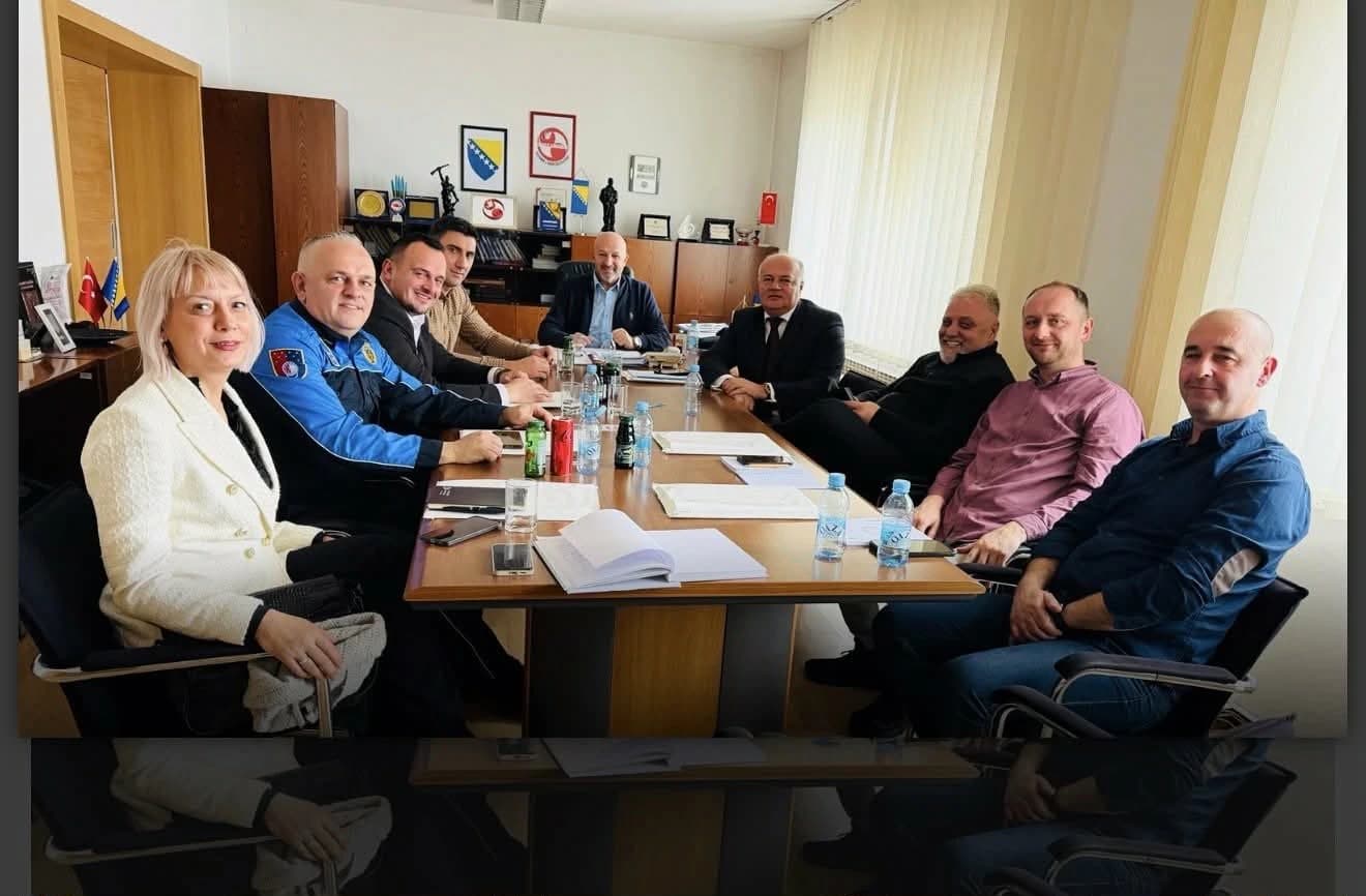 Sindikati od Vlade KS i Uka traže plan isplate regresa: Ne želimo nagađanja i neizvjesnost