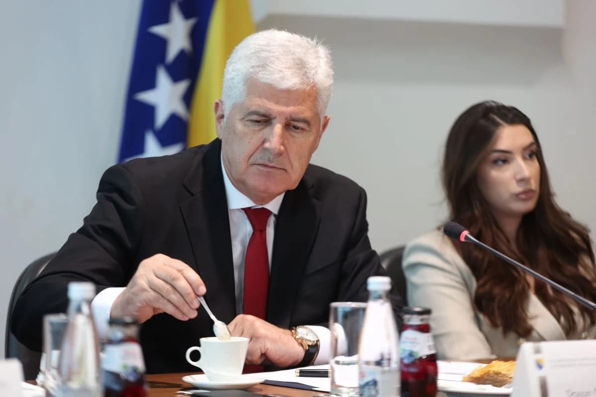 Dragan Čović vjeruje u Zmajeve: "BiH će dobiti Švicarsku"