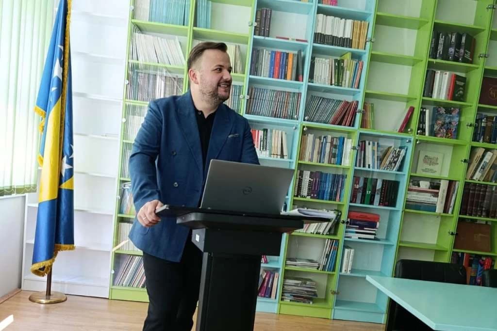 Prof. dr. Jasmin Đonlić