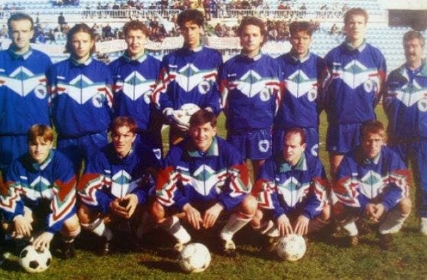 Neki na prvo okupljanje krenuli iz rova
