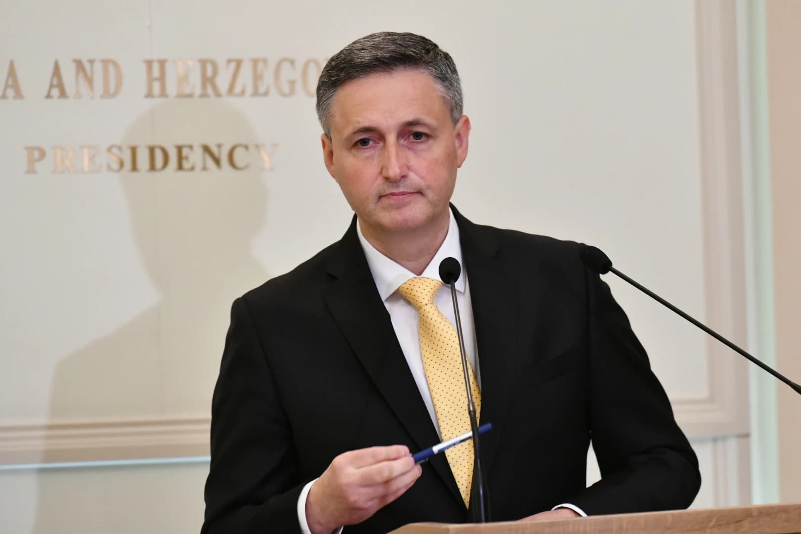 Denis Bećirović najavio odgovor nakon veta Željke Cvijanović: Niko nije iznad Ustava