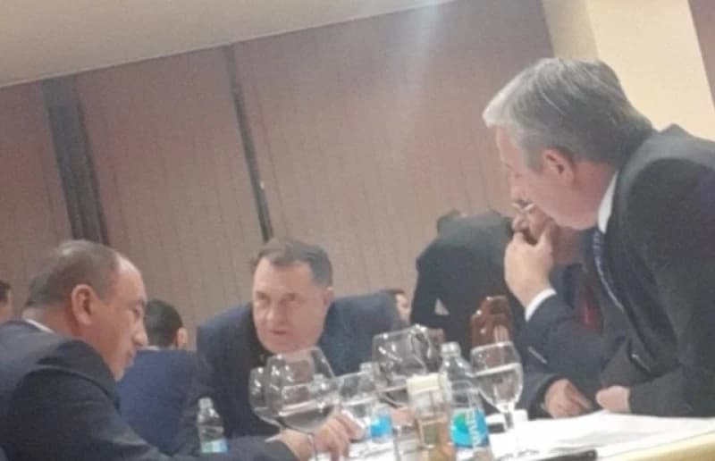 Dodik Crnadak Ivanić Borenović