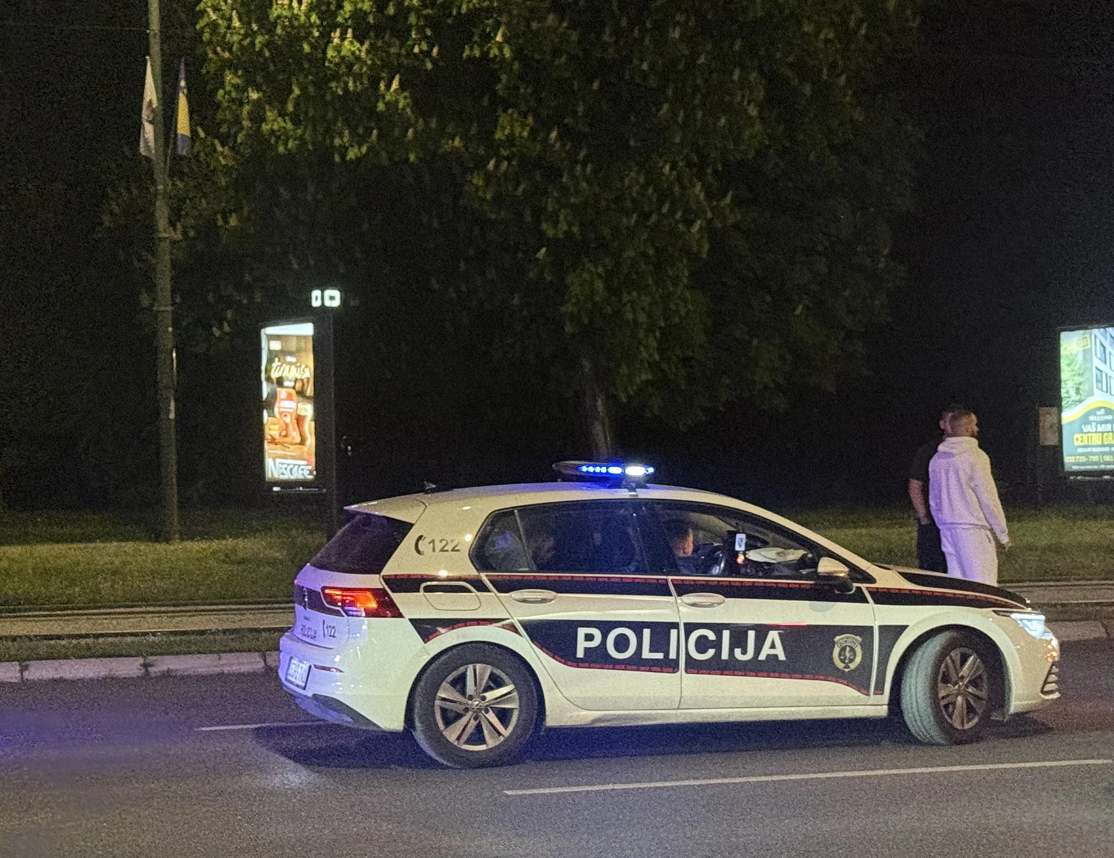Saobraćajna nezgoda na Alipašinom polju, jedna osoba povrijeđena
