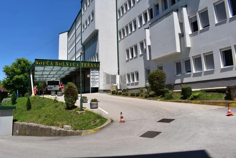 Zaobišli propise: Uprava bolnice u Tešnju radnicima isplatila 32.900 KM naknada za vjerske i druge praznike