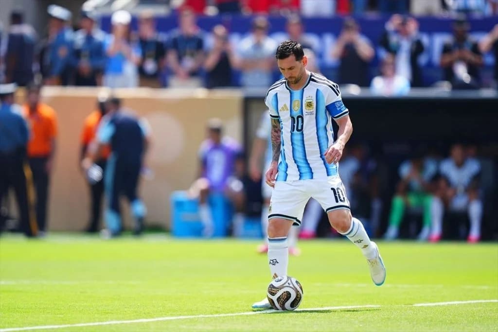 Cijeli svijet je to čekao: Nakon poraza u finalu i suza oglasio se Lionel Messi